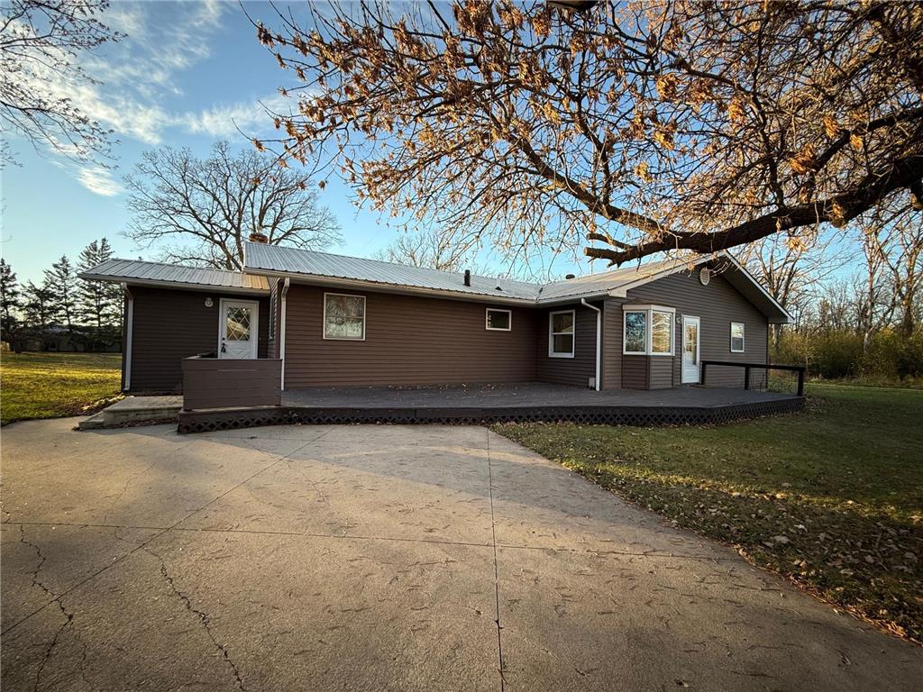 18533 130th Avenue NE North Twp MN 56701 6628233 image1