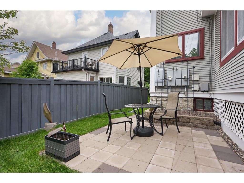 1854 Laurel Avenue Saint Paul MN 55104 7077424 image14