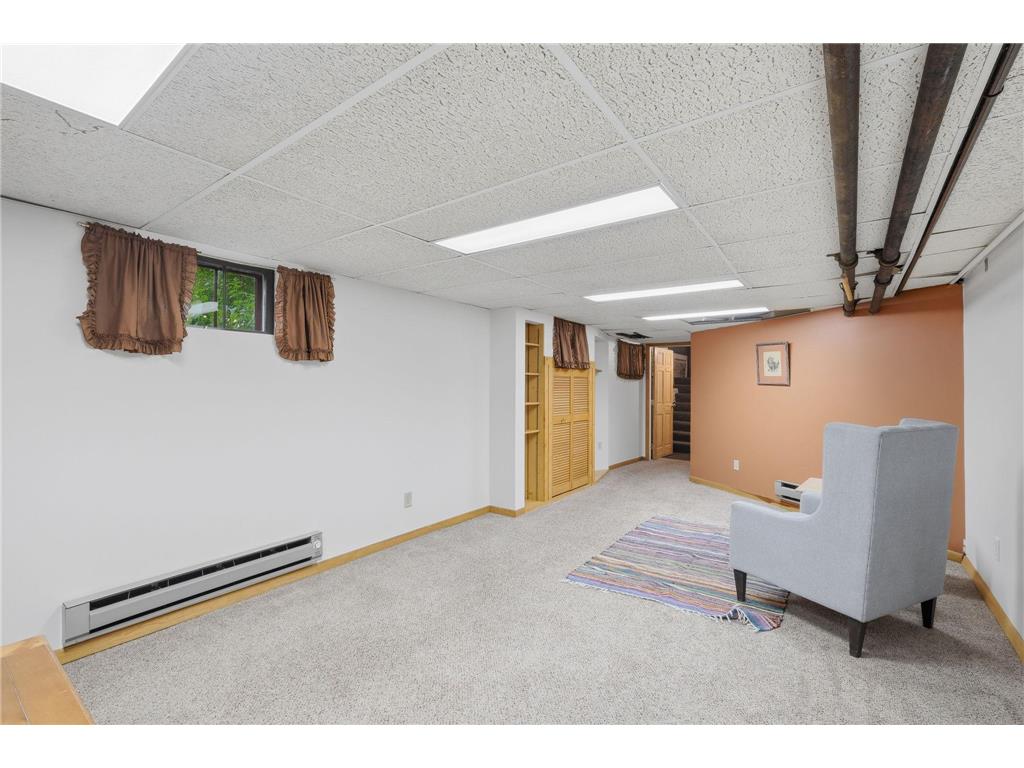 1854 Laurel Avenue Saint Paul MN 55104 7077424 image46
