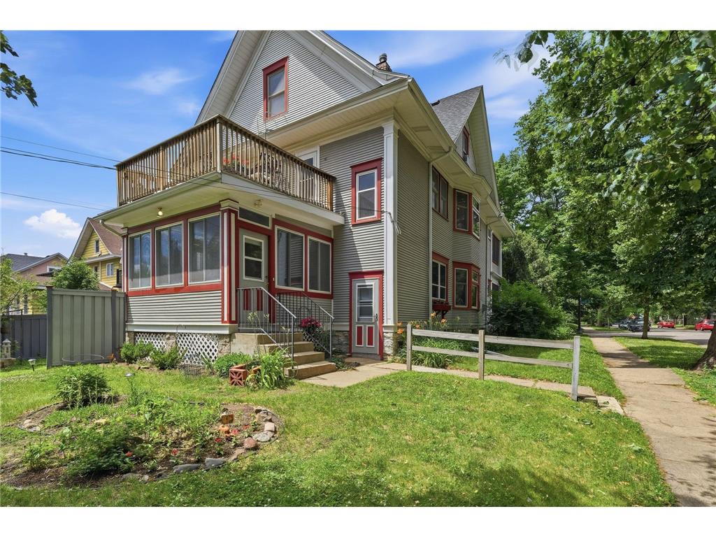 1854 Laurel Avenue Saint Paul MN 55104 7077424 image56