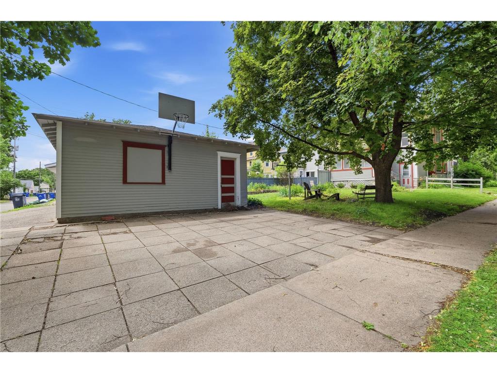 1854 Laurel Avenue Saint Paul MN 55104 7077424 image60