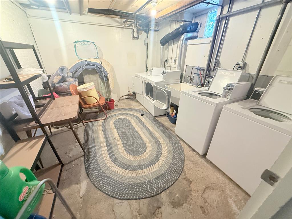 1854 Roblyn Avenue Saint Paul MN 55104 7052630 image39