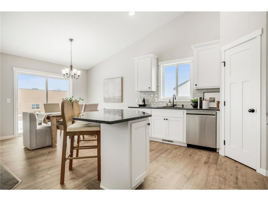 18545 Salem Street NW Elk River MN 55330 7014493 image4