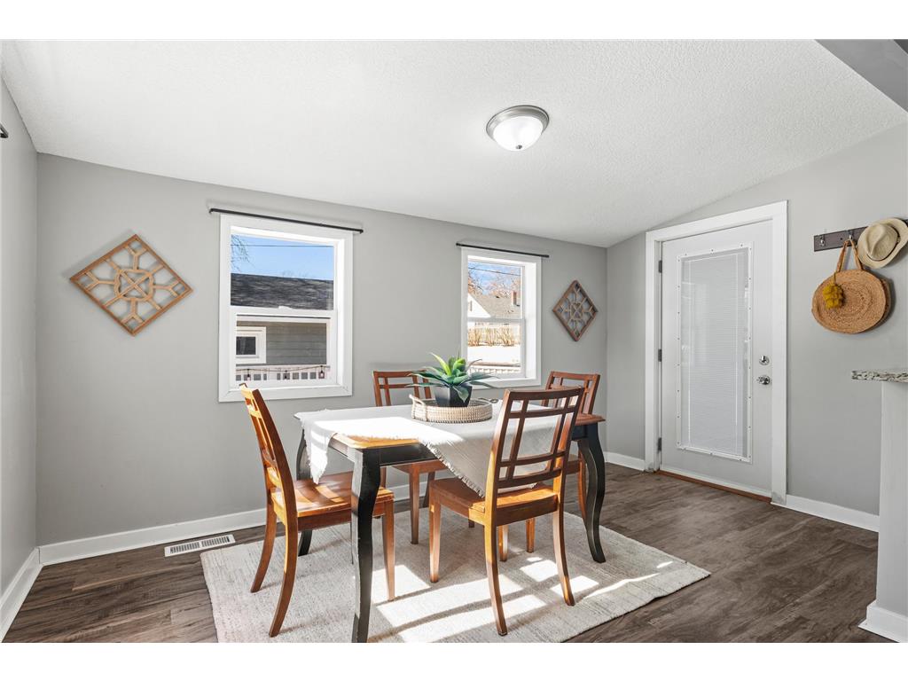 1855 Birmingham Street Maplewood MN 55109 7018713 image10