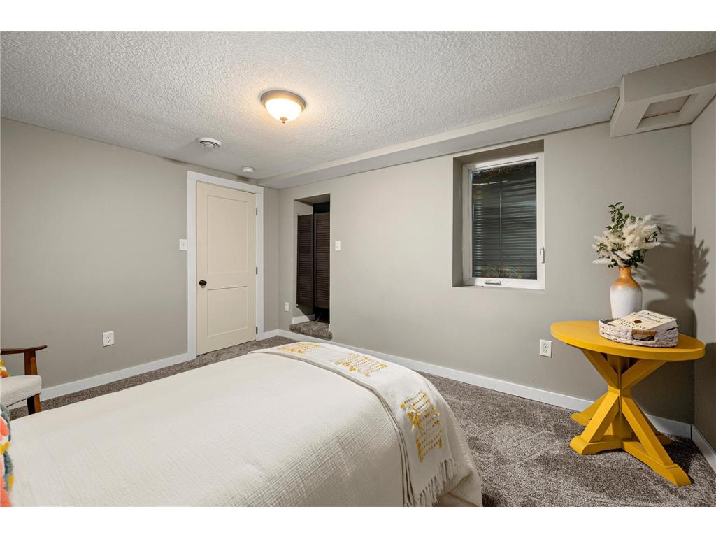 1855 Birmingham Street Maplewood MN 55109 7018713 image19
