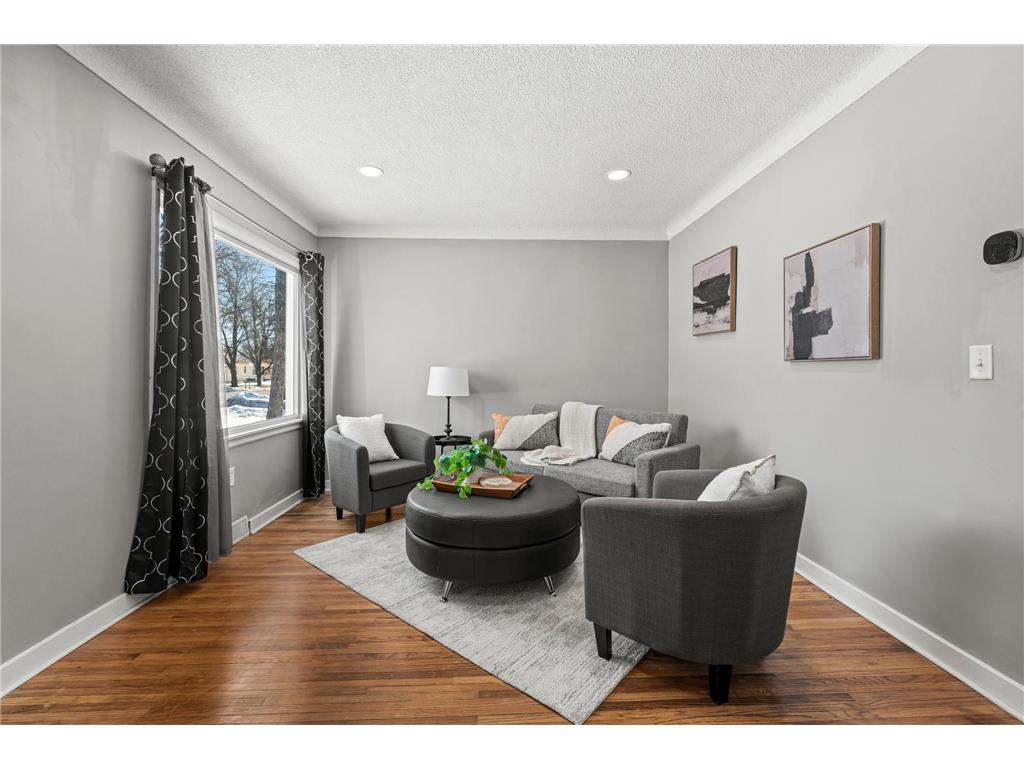 1855 Birmingham Street Maplewood MN 55109 7018713 image2
