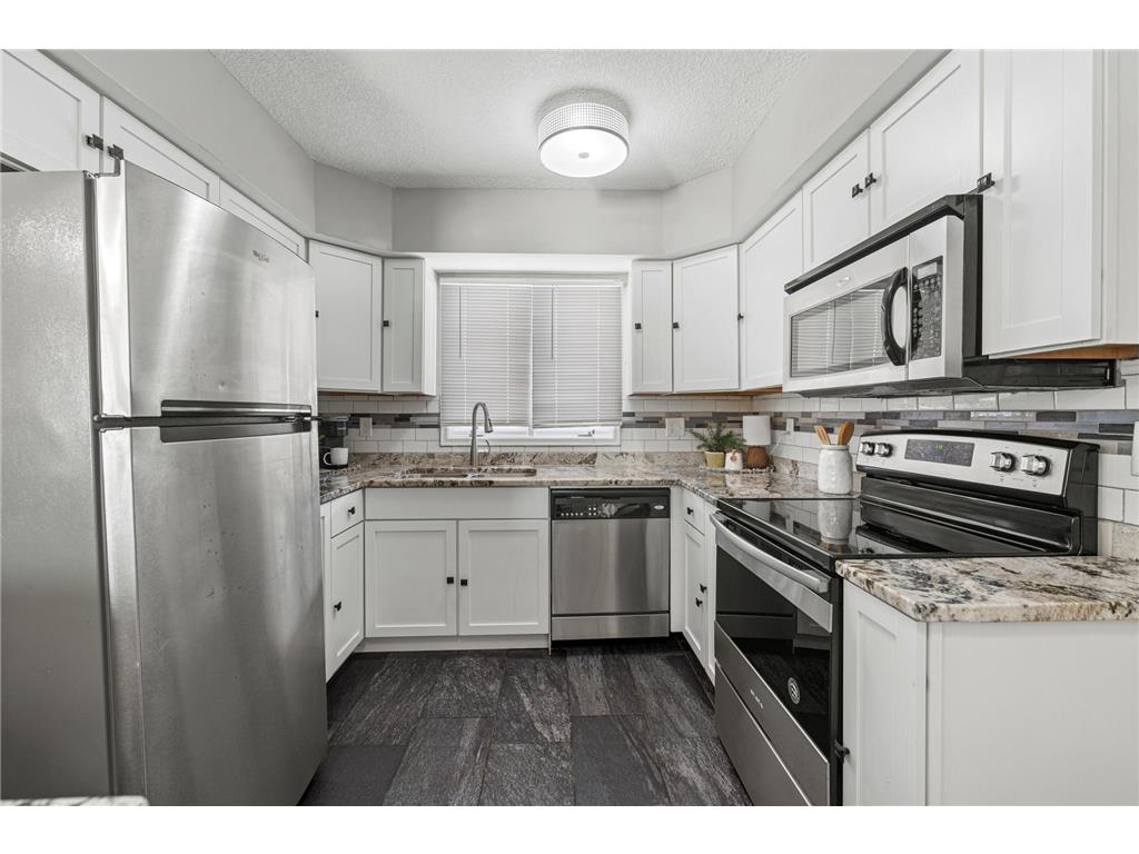 1855 Birmingham Street Maplewood MN 55109 7018713 image7