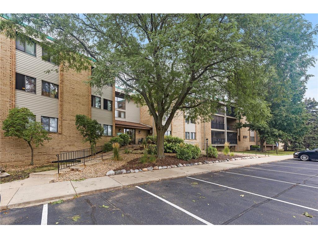 1855 Silver Bell Road #219 Eagan MN 55122 6594415 image1