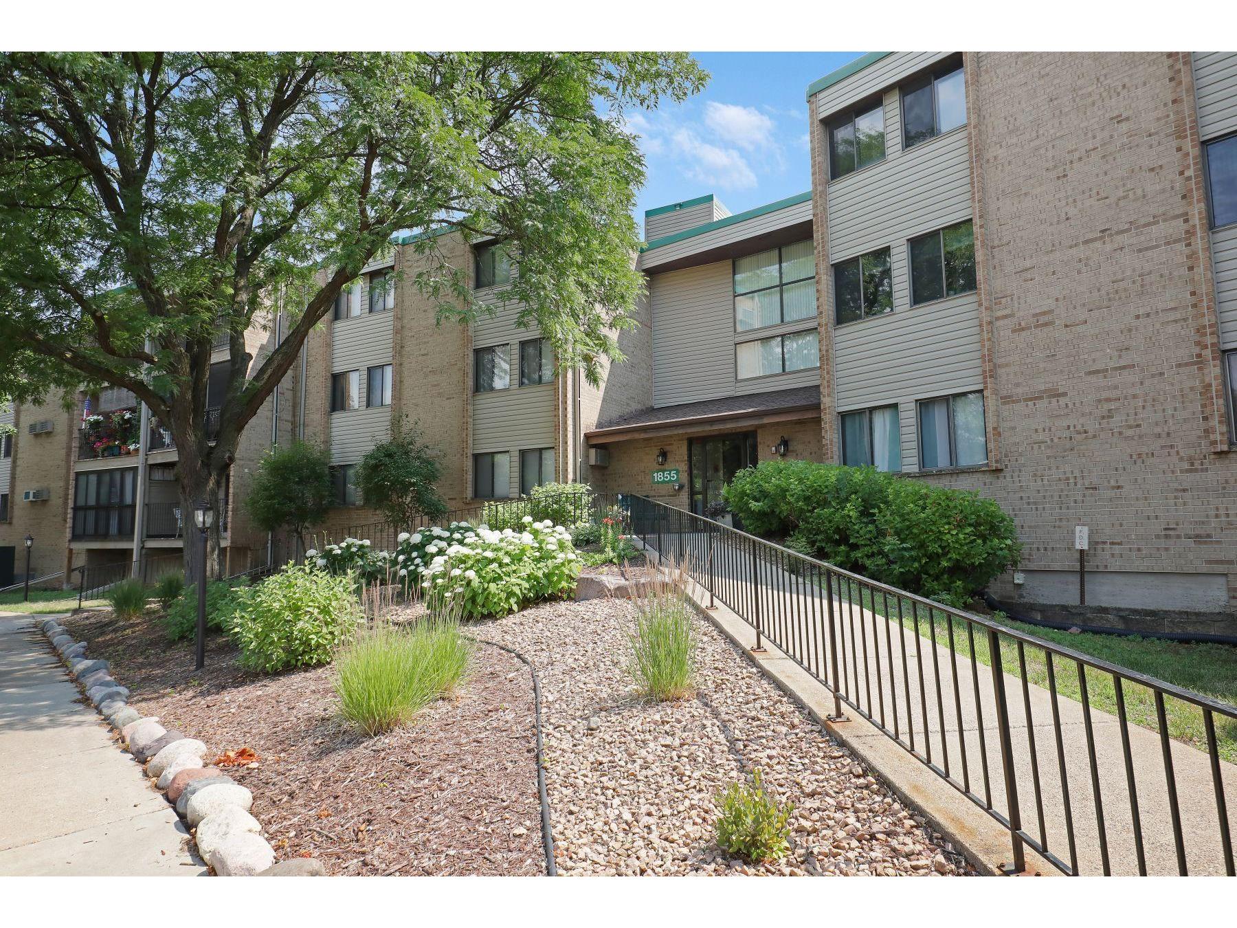 1855 Silver Bell Road 305, Eagan, MN 55122 MLS 6014921 Edina Realty