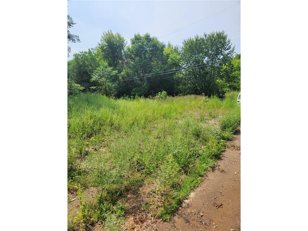 1855 White Bear Avenue N Maplewood MN 55109 6405900 image1