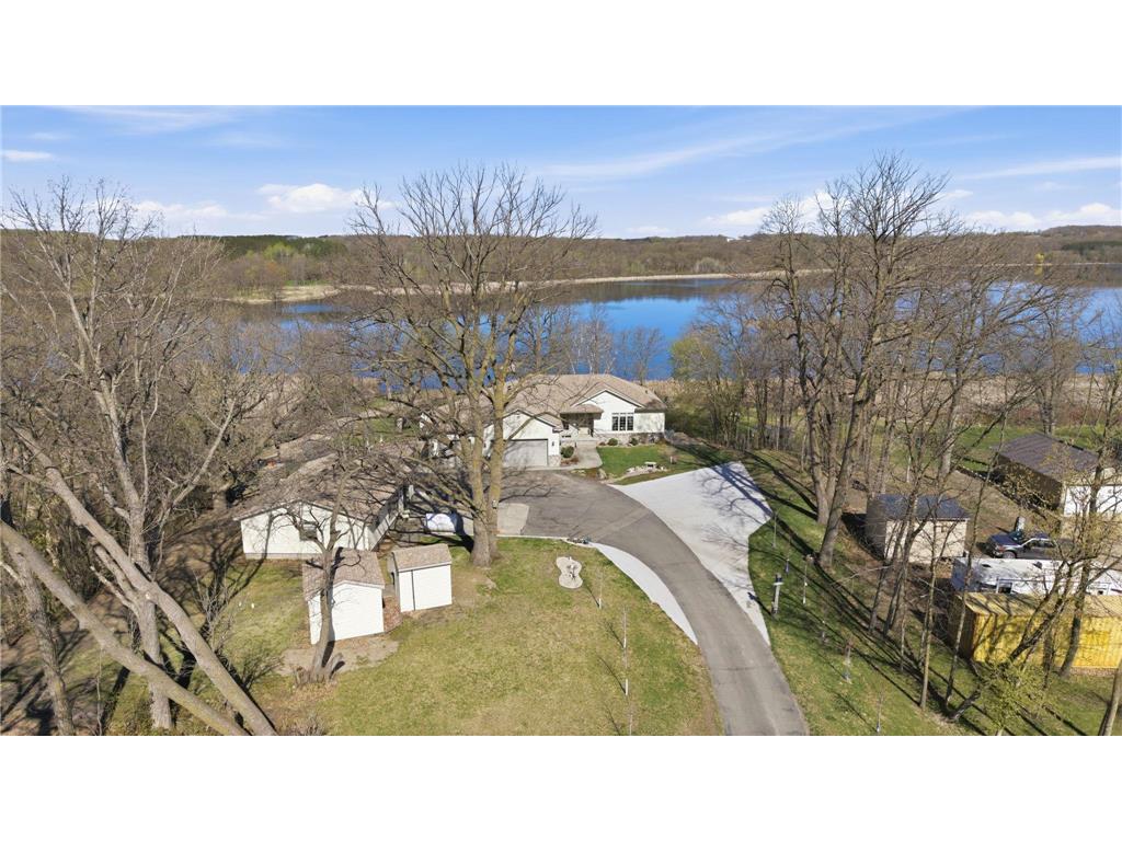 18559 Empire Trail Burtrum MN 56318 - Big Swan 7047085 image1