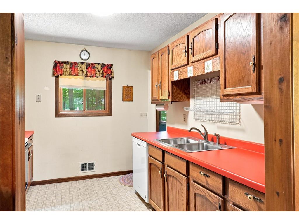 18563 329th Avenue Isle MN 56342 - Mille Lacs Lake 7108778 image14