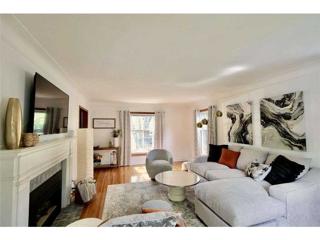 1857 Ford Parkway Saint Paul MN 55116 7056358 image11