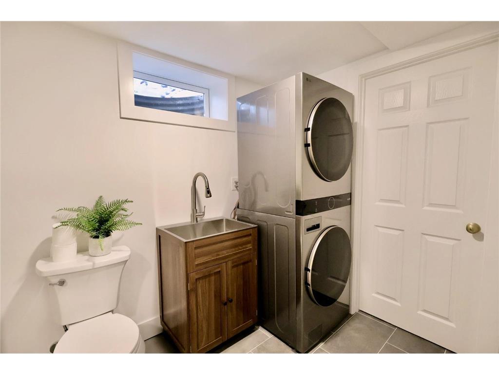 1857 Ford Parkway Saint Paul MN 55116 7056358 image23