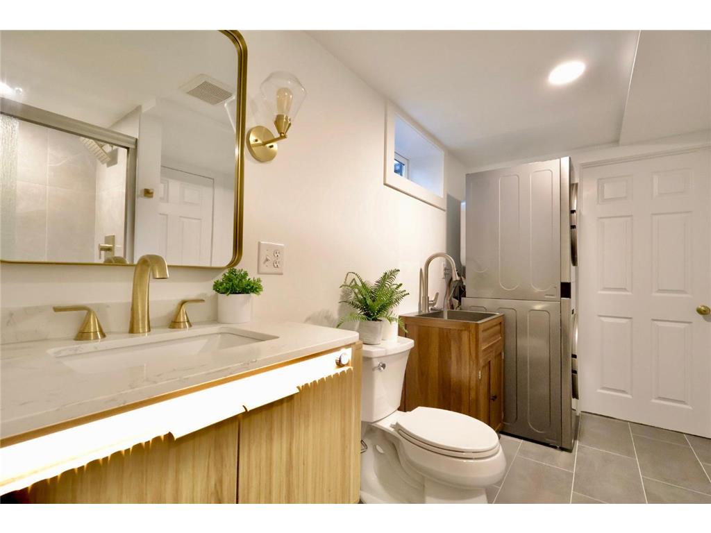 1857 Ford Parkway Saint Paul MN 55116 7056358 image25