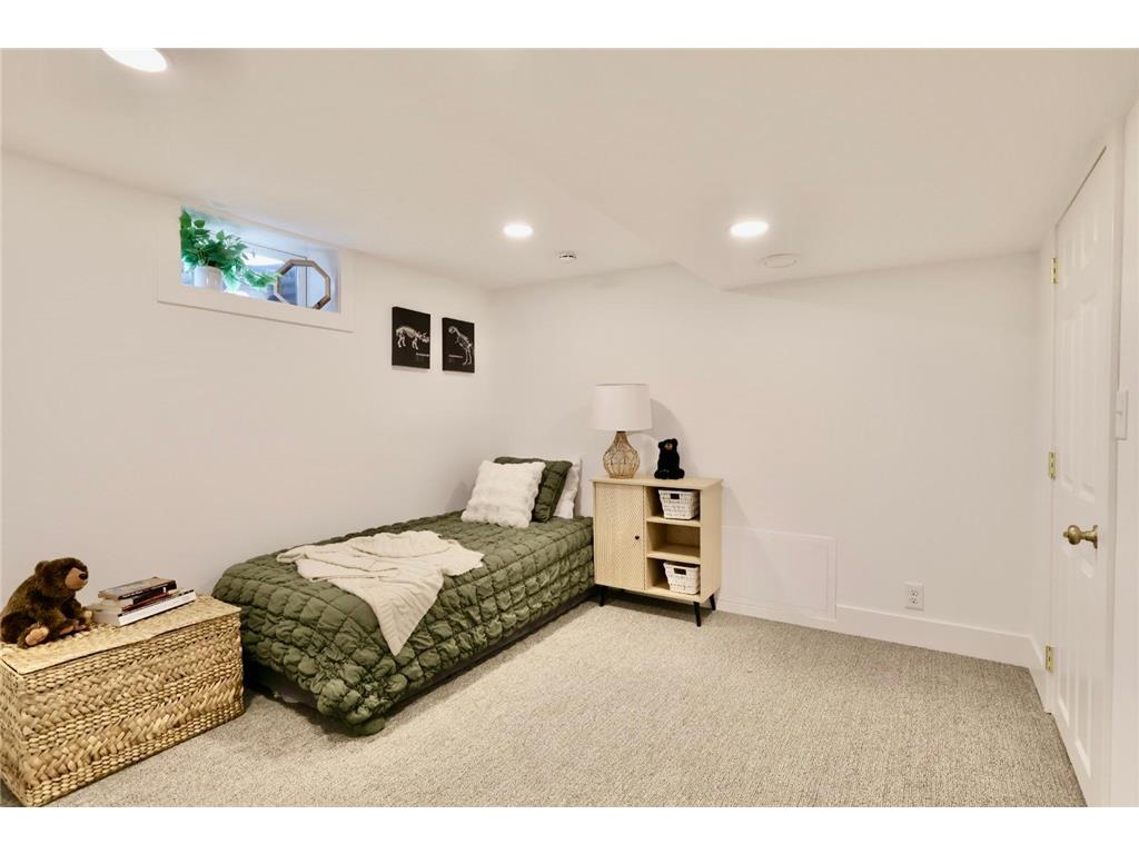 1857 Ford Parkway Saint Paul MN 55116 7056358 image28