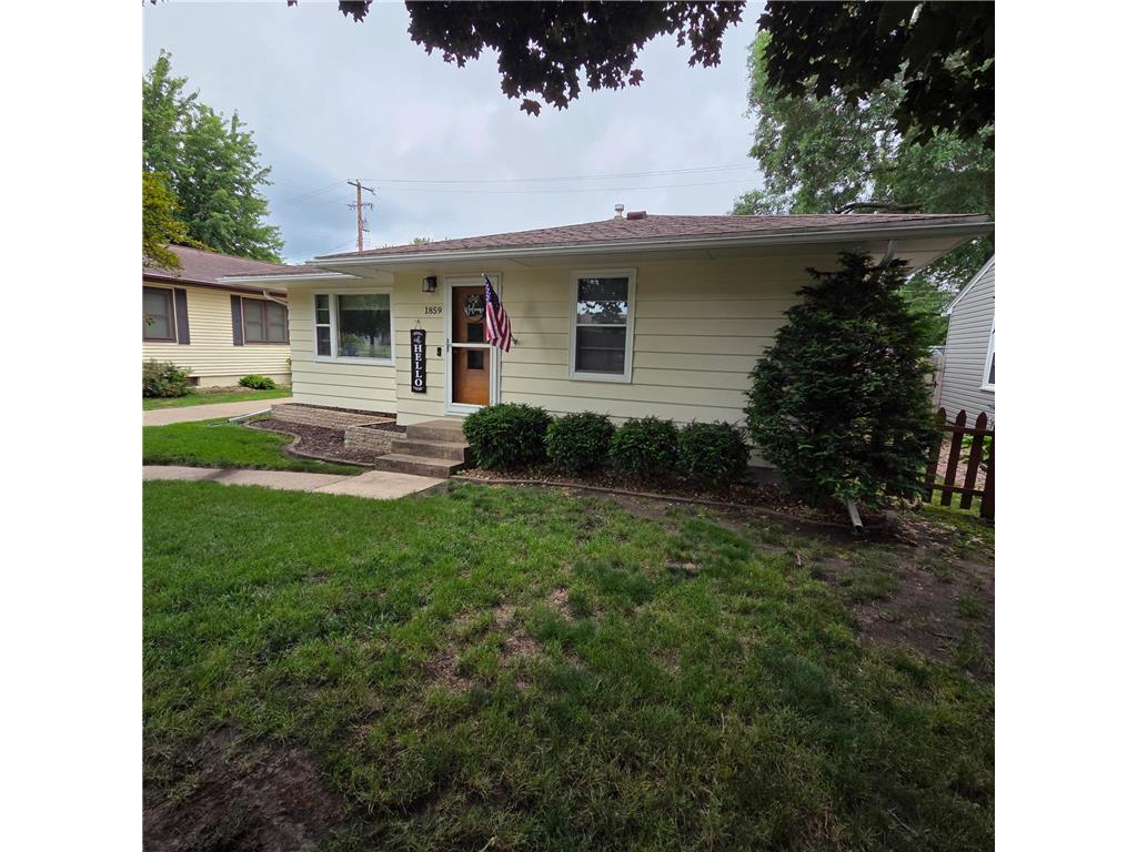 1859 W 4th Street Winona MN 55987 7106736 image1