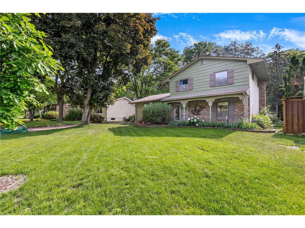 186 Hazel Street N Saint Paul MN 55119 6374690 image1