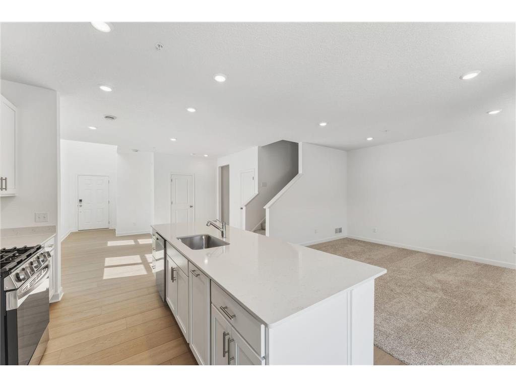 186 Huntington Drive Waconia MN 55387 7037910 image8