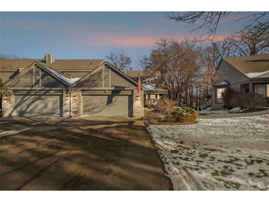 186 Wildwood Bay Drive, Mahtomedi, MN, 55115 MLS 6306679 Edina Realty