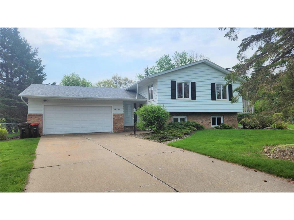 1860 Evergreen Draw, Woodbury, MN, 55125 MLS 6355052 Edina Realty