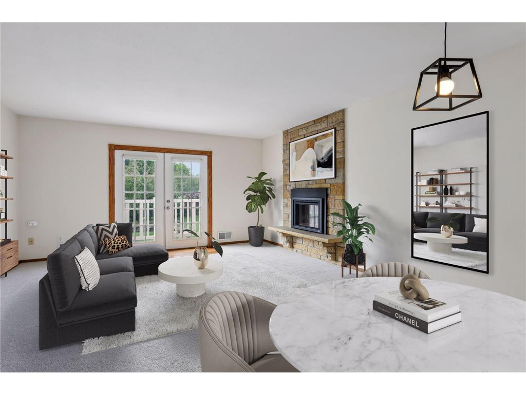 1860 McMenemy Street #A Maplewood MN 55117 6552626 image1