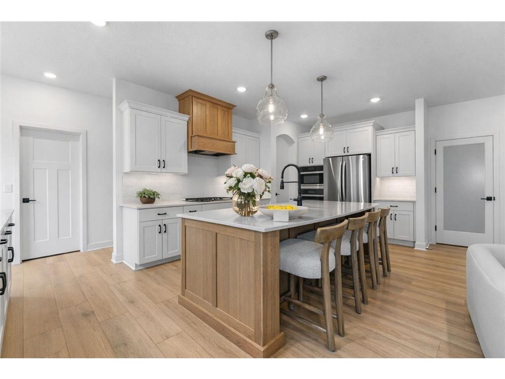 1860 Royal Boulevard N Lake Elmo MN 55042 7082489 image1