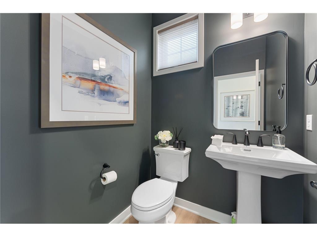 1860 Royal Boulevard N Lake Elmo MN 55042 7082489 image15