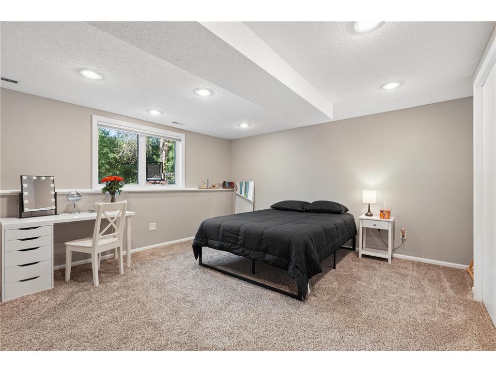 1860 Spinaker Drive Woodbury MN 55125 7099199 image27