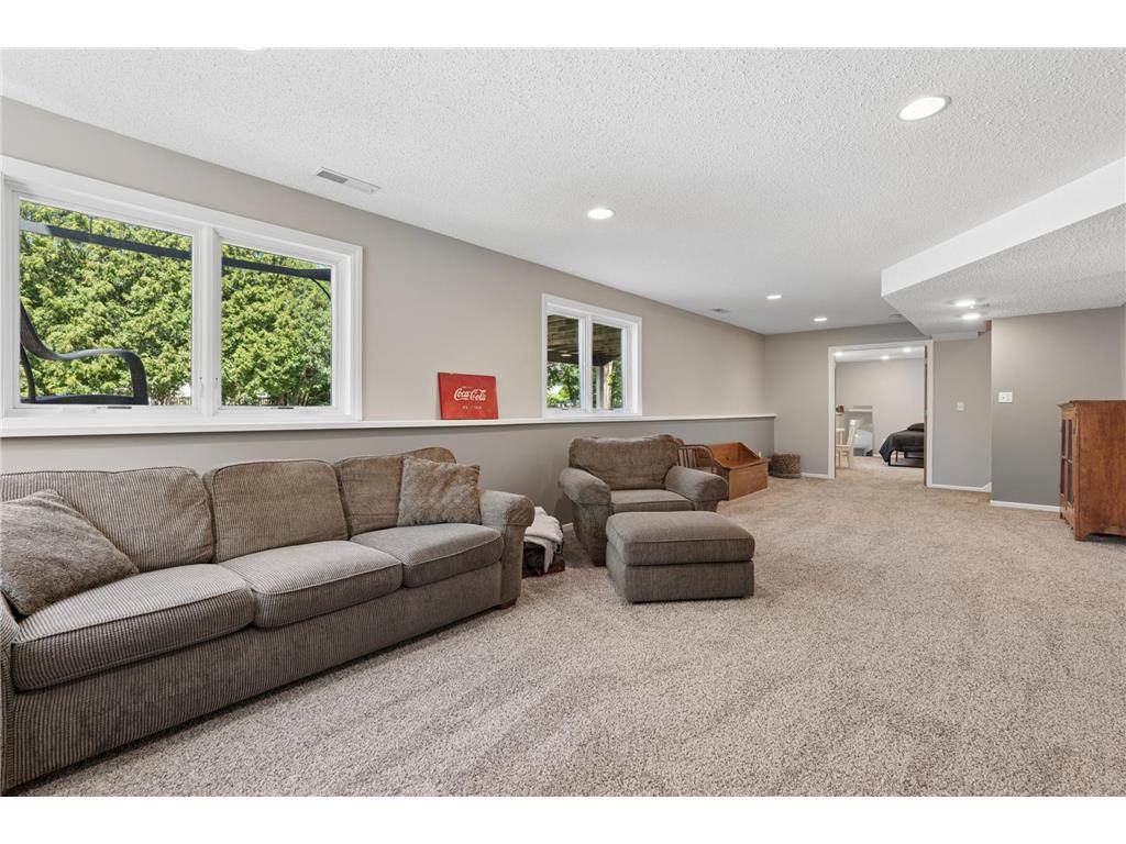 1860 Spinaker Drive Woodbury MN 55125 7099199 image38