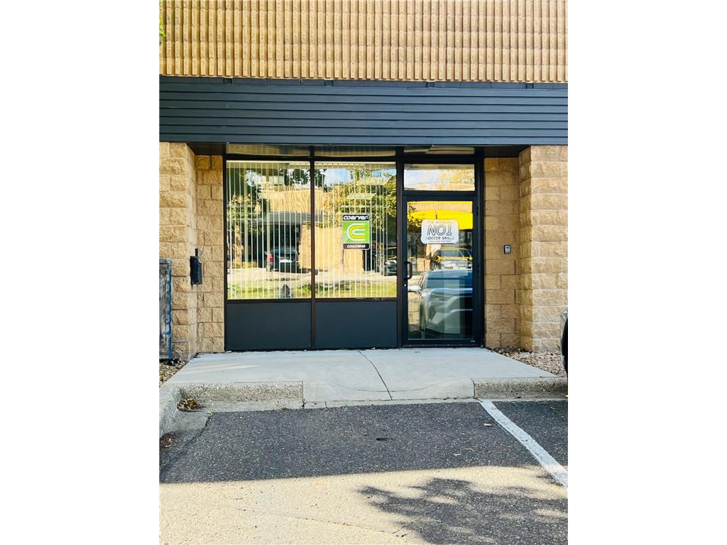 1860 Wooddale Drive #150 Woodbury MN 55125 6808080 image1