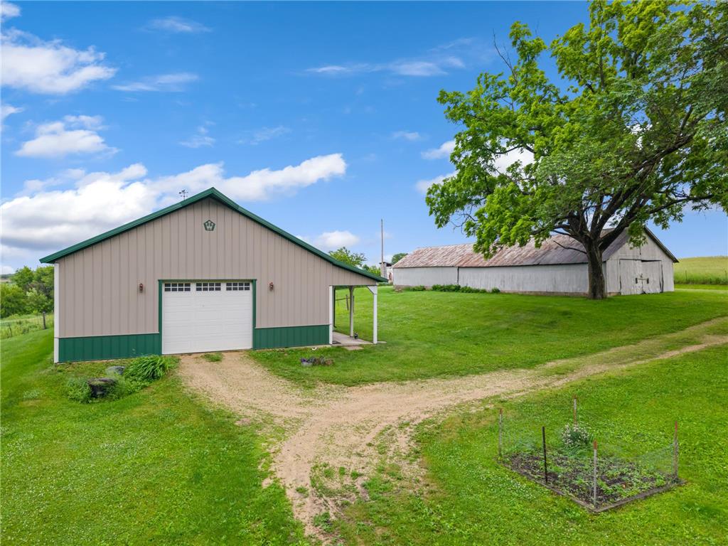 18615 Dunn Road Caledonia MN 55921 7093052 image27