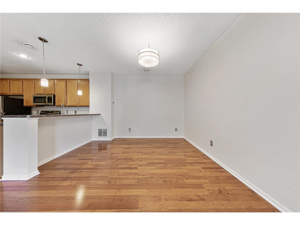 1862 13th Street W Hastings MN 55033 7087339 image11