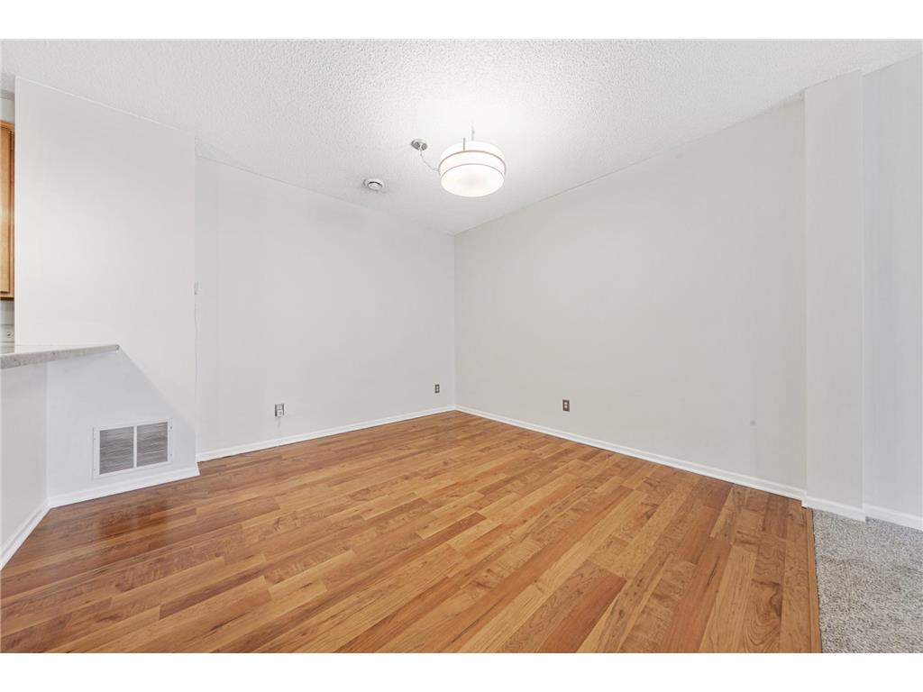 1862 13th Street W Hastings MN 55033 7087339 image12