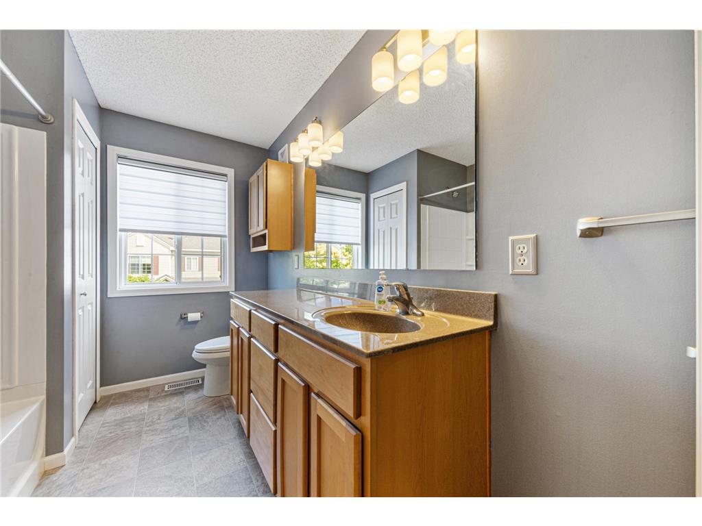 1862 13th Street W Hastings MN 55033 7087339 image26