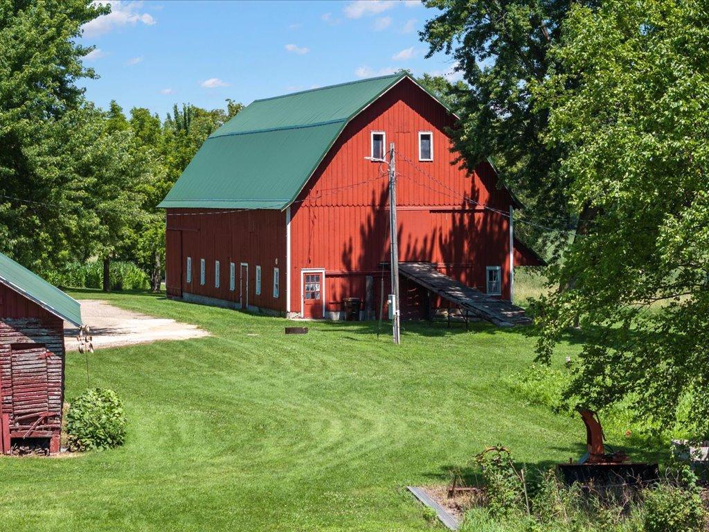 18625 62nd Street New Germany MN 55367 7005527 image18