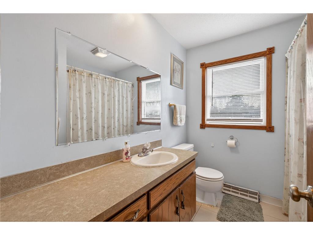 1863 164th Lane NE Ham Lake MN 55304 7030236 image17