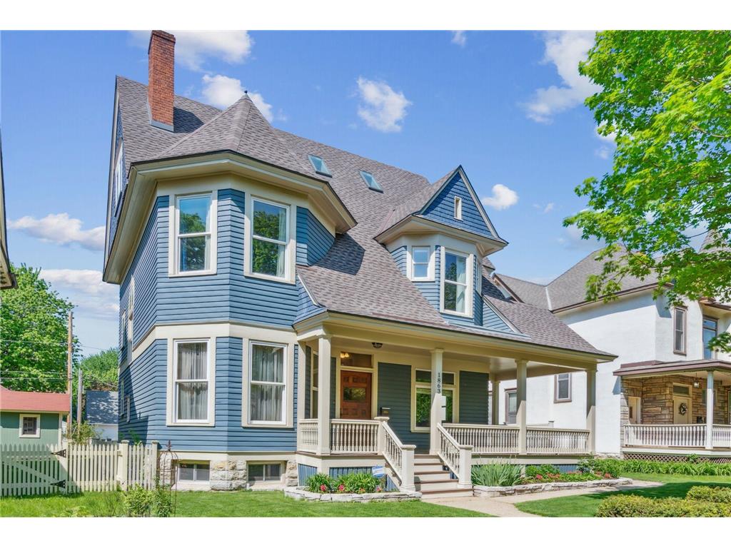 1863 Iglehart Avenue Saint Paul MN 55104 6534284 image1