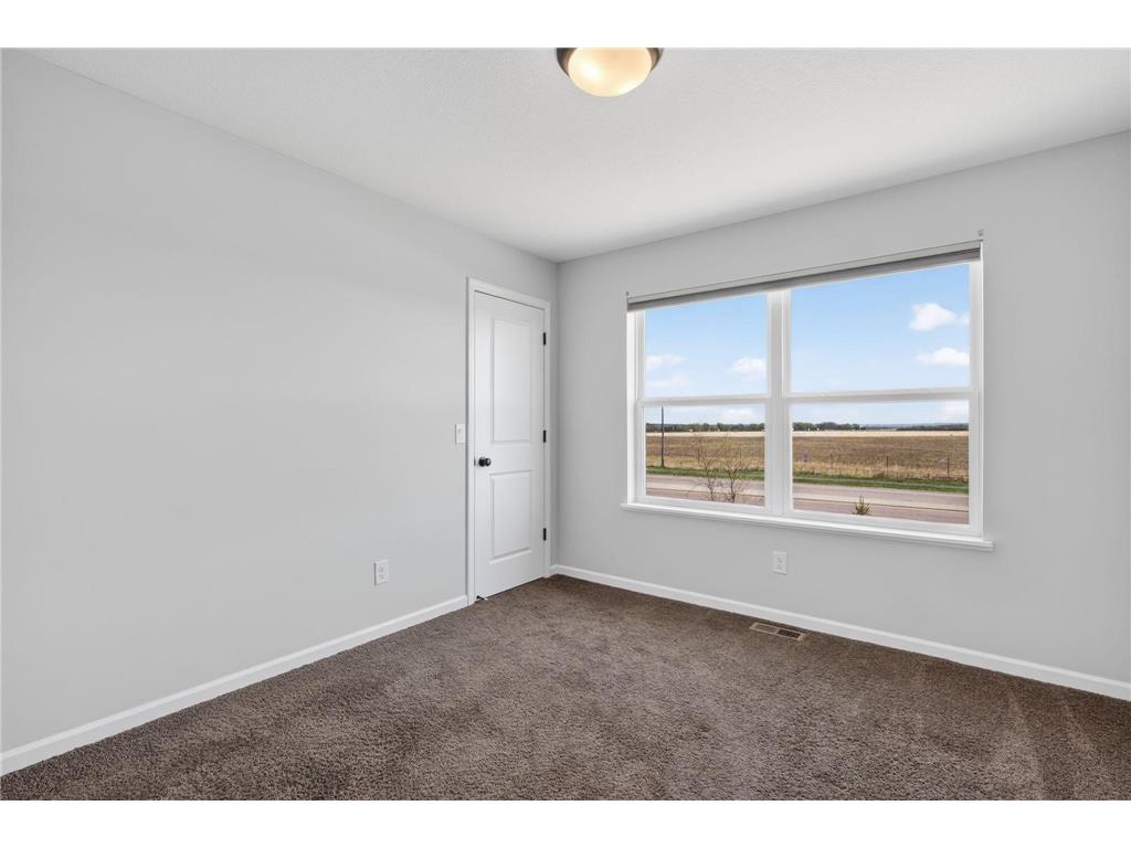 1863 Ivy Street Shakopee MN 55379 7054764 image24