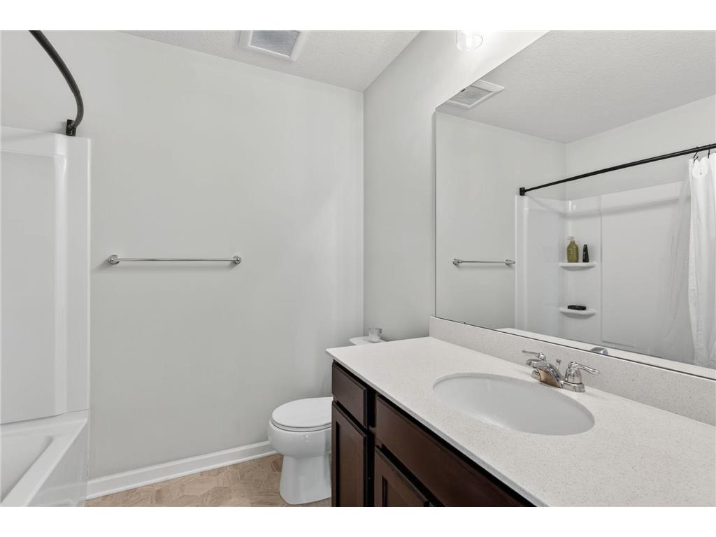 1863 Ivy Street Shakopee MN 55379 7054764 image31
