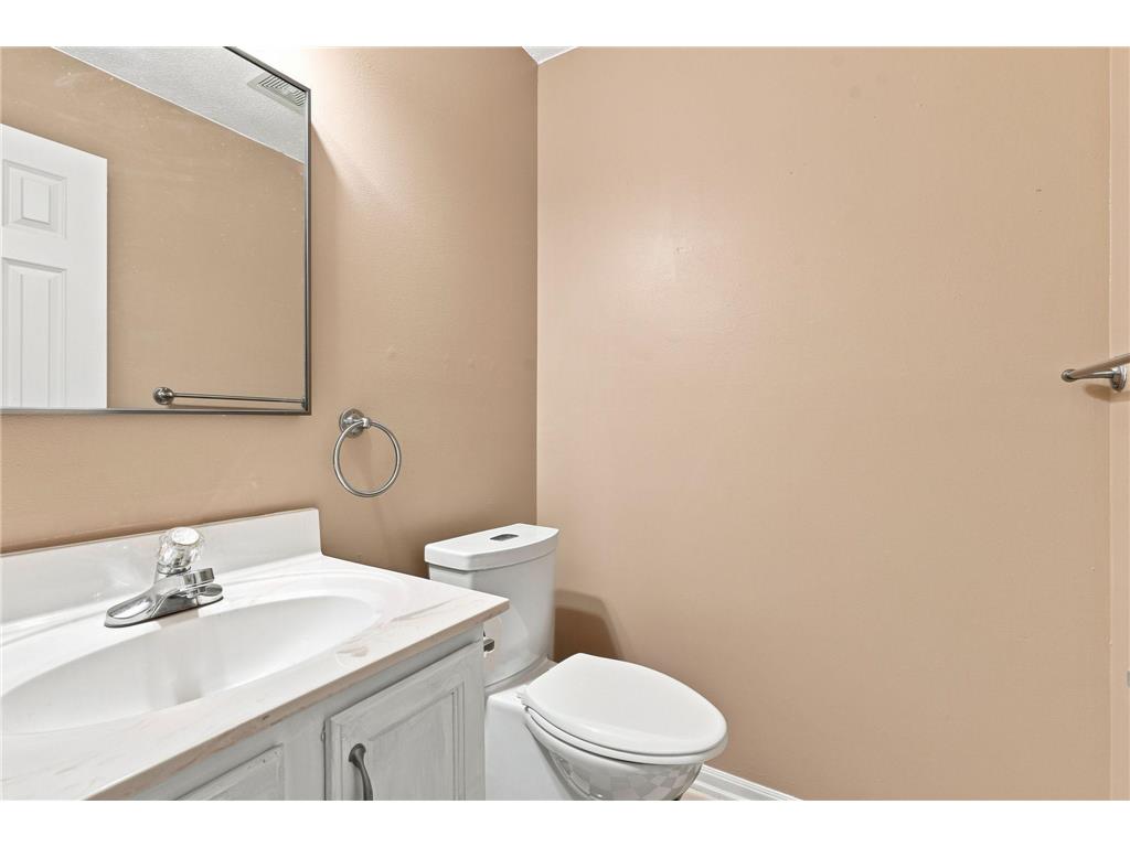 1863 Riverwood Drive #14 Burnsville MN 55337 7111445 image13