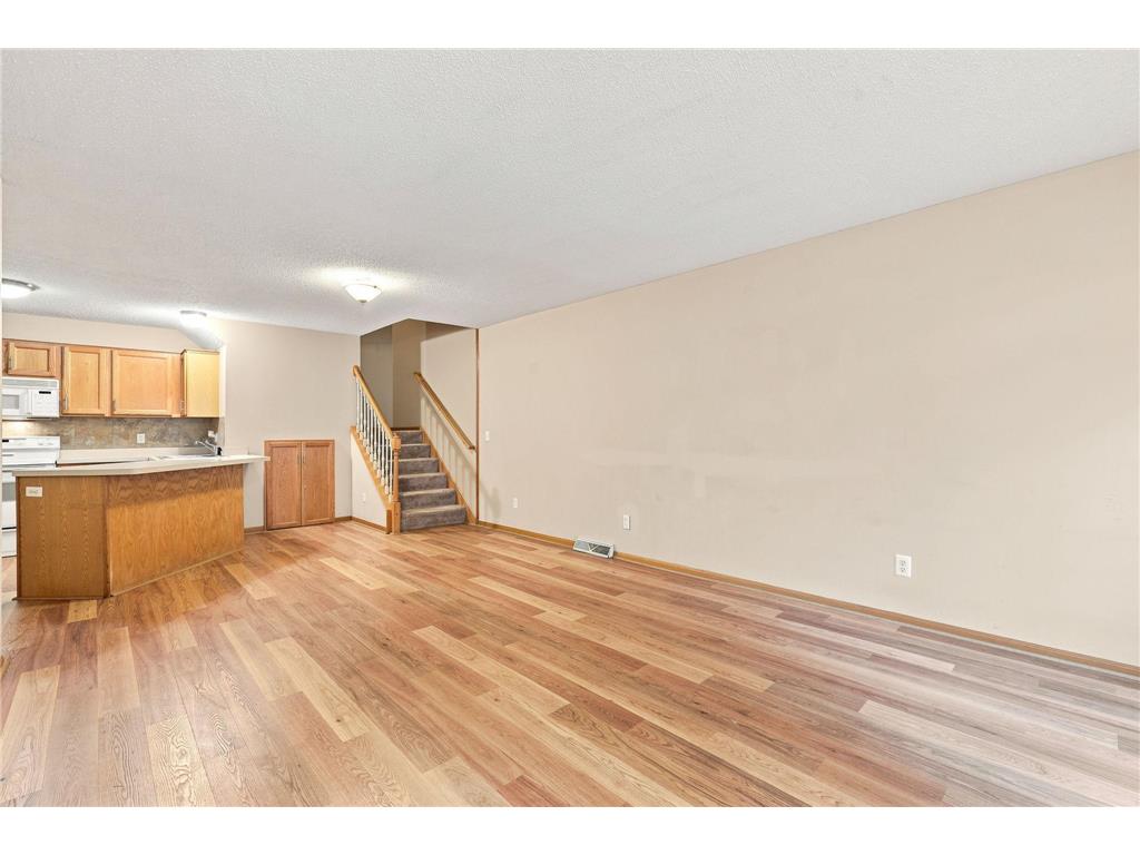 1863 Riverwood Drive #14 Burnsville MN 55337 7111445 image7