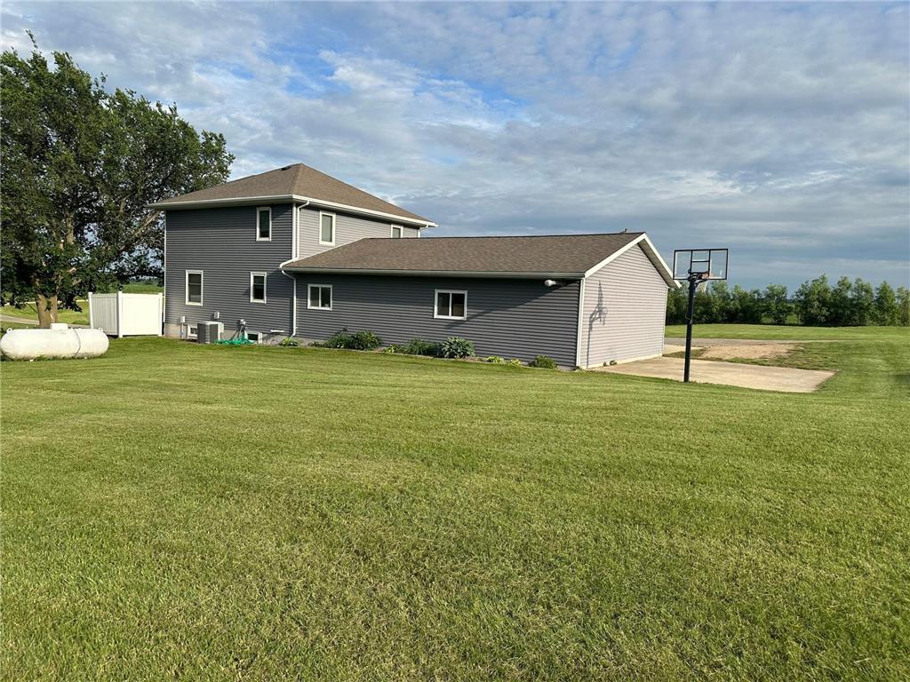 1865 180th Street Canby MN 56220 6746982 image32