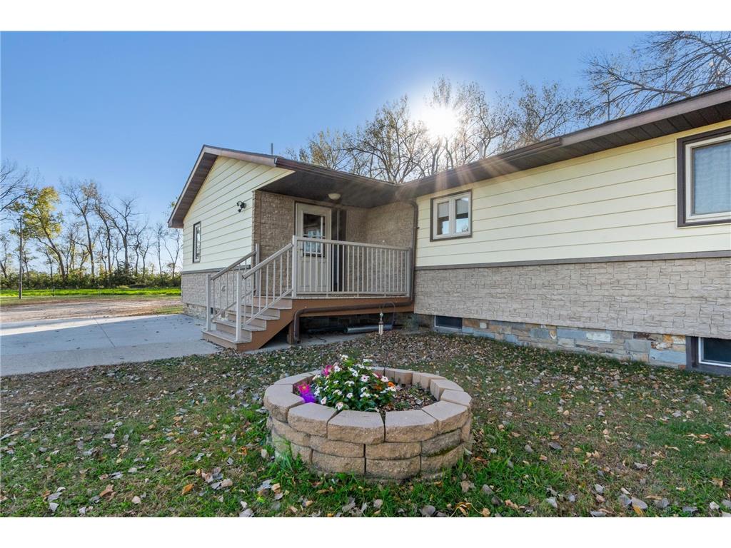 18651 State Highway 55 Glenwood MN 56334 6802616 image2