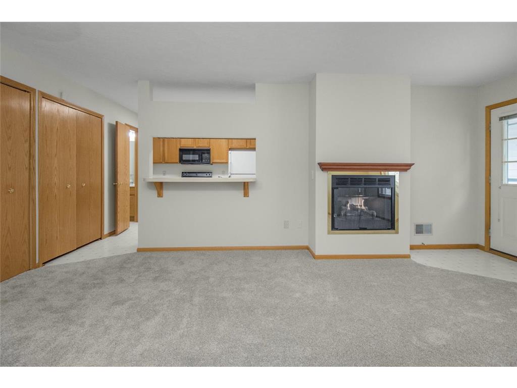 1866 Buckley Bay #123 Eagan MN 55122 7096738 image10