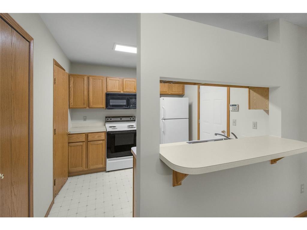 1866 Buckley Bay #123 Eagan MN 55122 7096738 image11