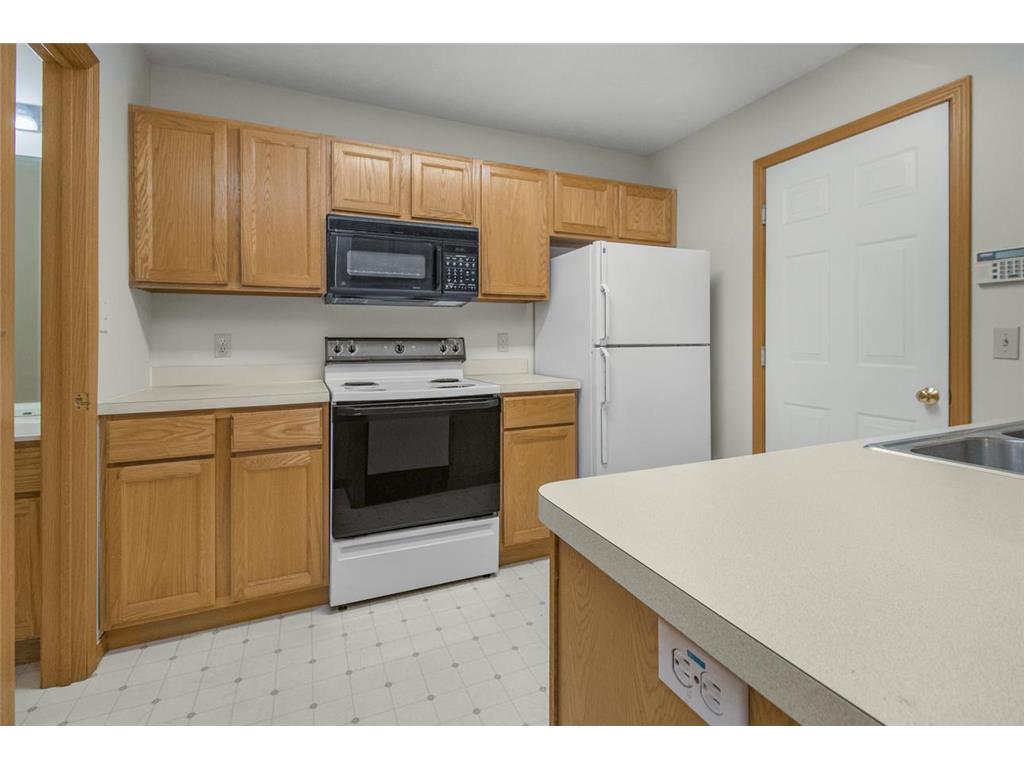 1866 Buckley Bay #123 Eagan MN 55122 7096738 image12