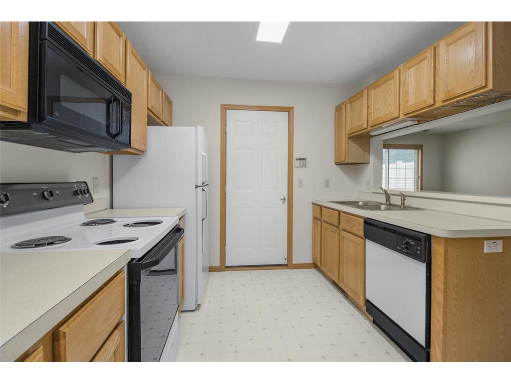 1866 Buckley Bay #123 Eagan MN 55122 7096738 image15