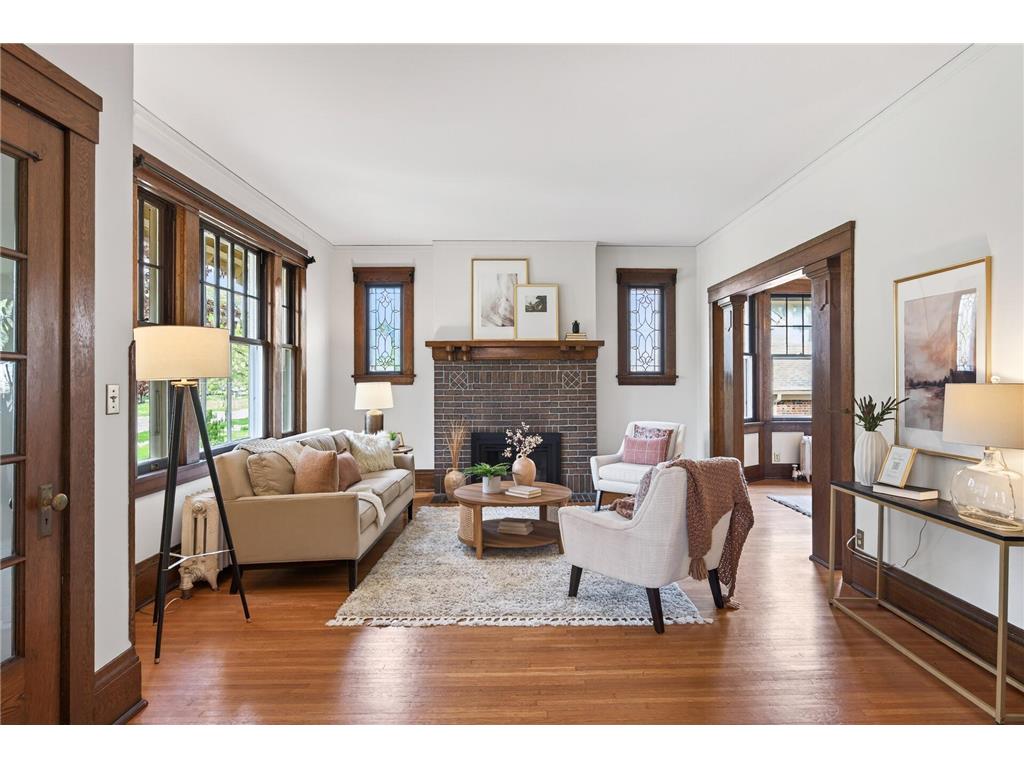 1866 Summit Avenue Saint Paul MN 55105 7062984 image2