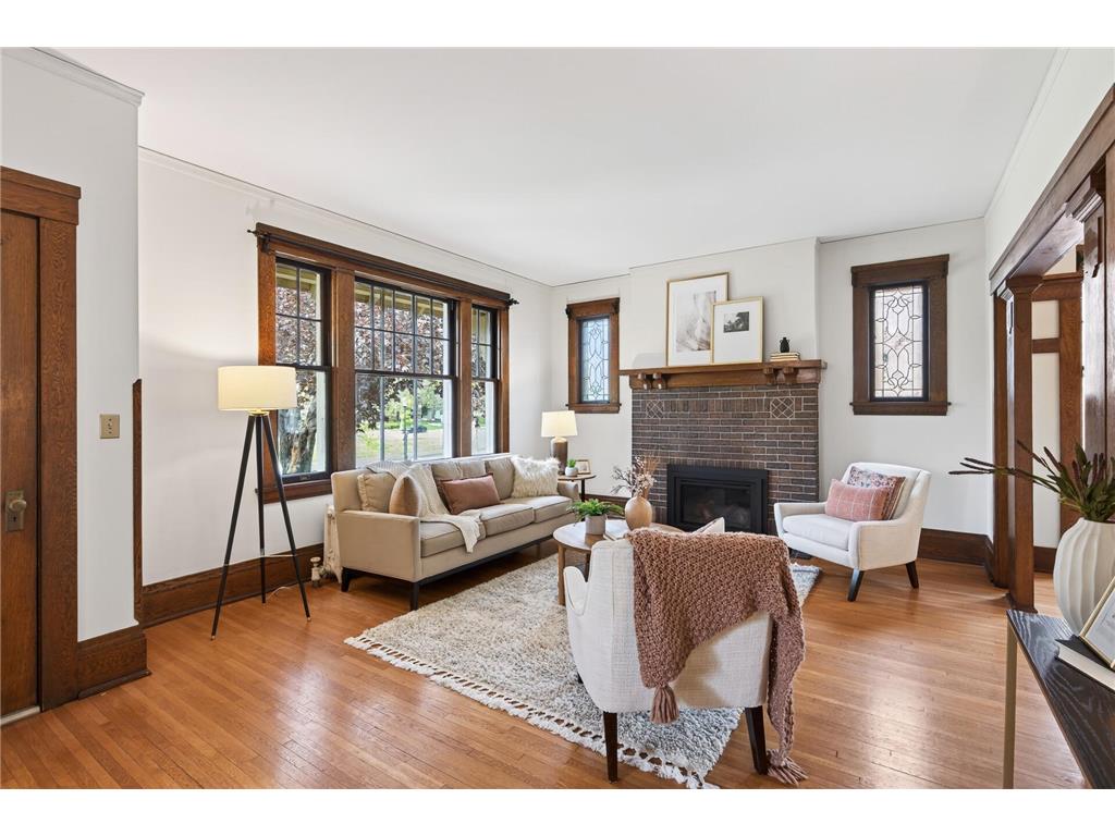 1866 Summit Avenue Saint Paul MN 55105 7062984 image3